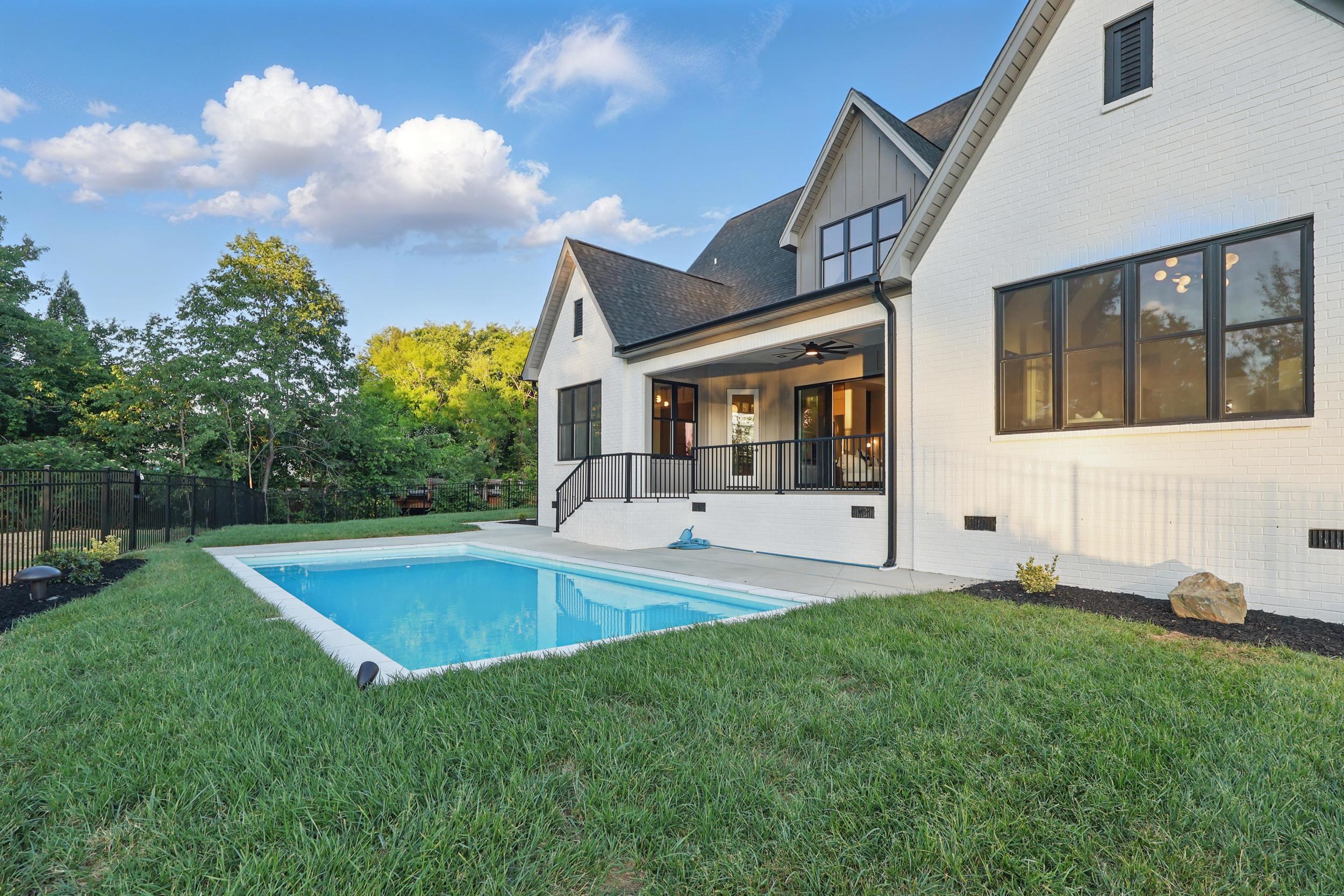 833 Dunleigh Way — Pool & Backyard